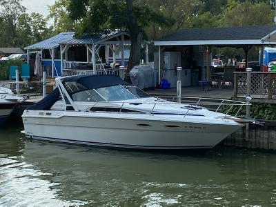 Used Sea Ray Power boats For Sale in Ohio by owner | 1987 30 foot Sea Ray 300 Week Ender